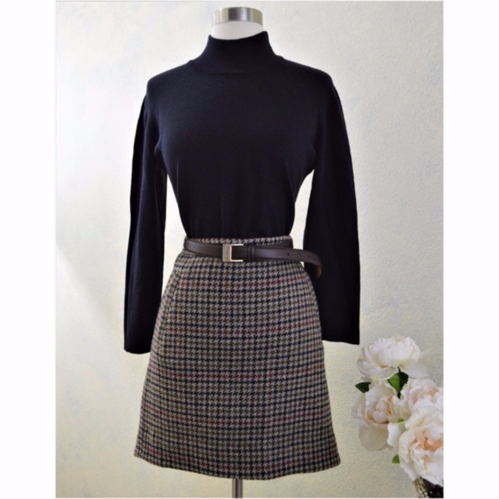 ESCADA Wool Turtleneck Mock Sweater Merino Wool